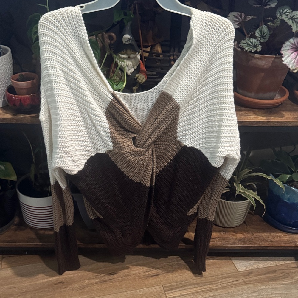 Elegant Off-the-Shoulder Colorblock Sweater - White, Brown, and Tan